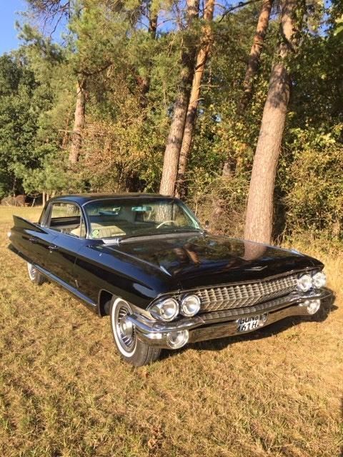 Schwarz Gebraucht 1961 Cadillac Fleetwood Limousine | 28.000 € - Bild 1/4