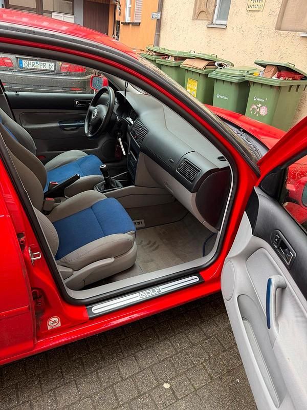 Gebraucht VW Golf IV 74 PS (54 kW) 1999 Rot Kleinwagen