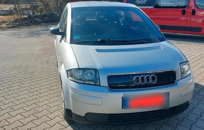Gebraucht Audi A2 75 PS (55 kW) 2001 Silber Kleinwagen