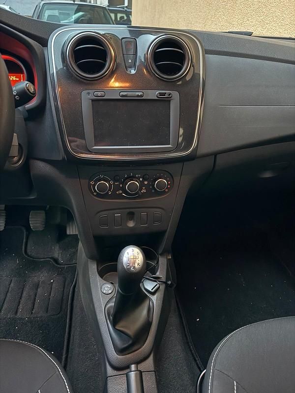 Gebraucht Dacia Logan MCV 90 PS (66 kW) 2017 Weiß Kombi