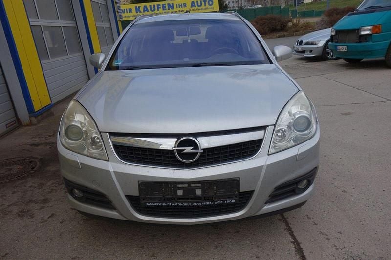Gebraucht Opel Vectra Edition 155 PS (114 kW) 2006 Silber Kombi