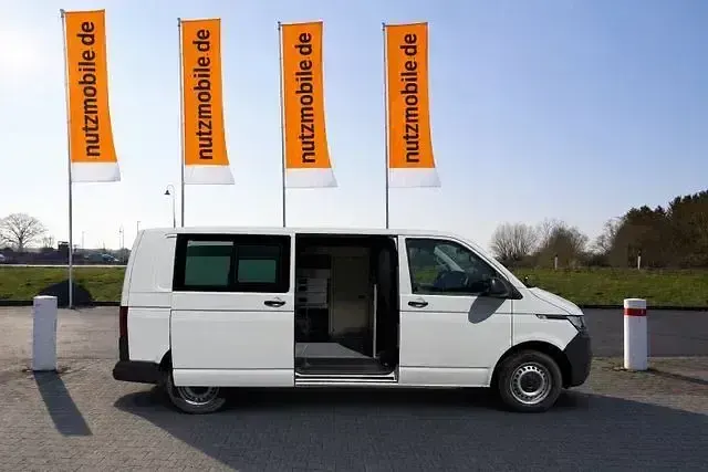 Gebraucht VW T6.1 150 PS (110 kW) 2022 Weiß Van