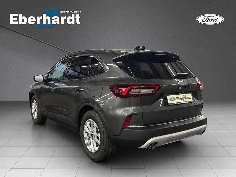 Neu Ford Kuga Titanium 151 PS (111 kW) 2025 Magneticgrau (metallic) SUV