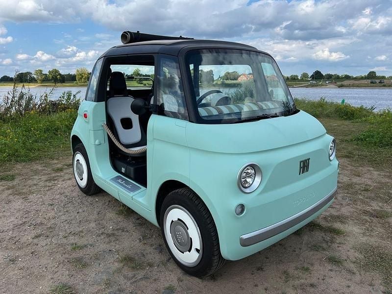 Grün Gebraucht 2025 Fiat Topolino Dolcevita Kleinwagen | 8.555 € - Bild 1/4