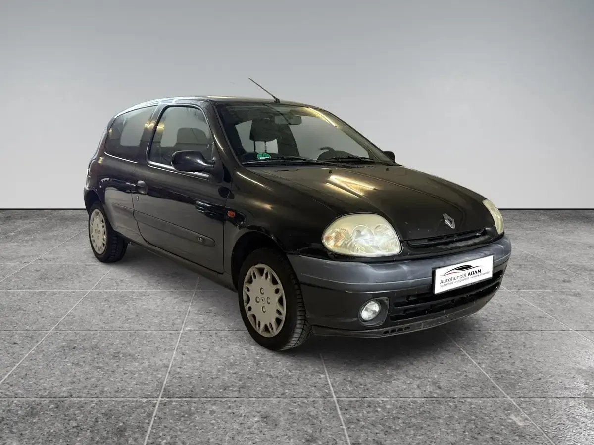 Occasion Renault Clio II LIMITED 58 ch (42 kW) 2001 Noir Citadine