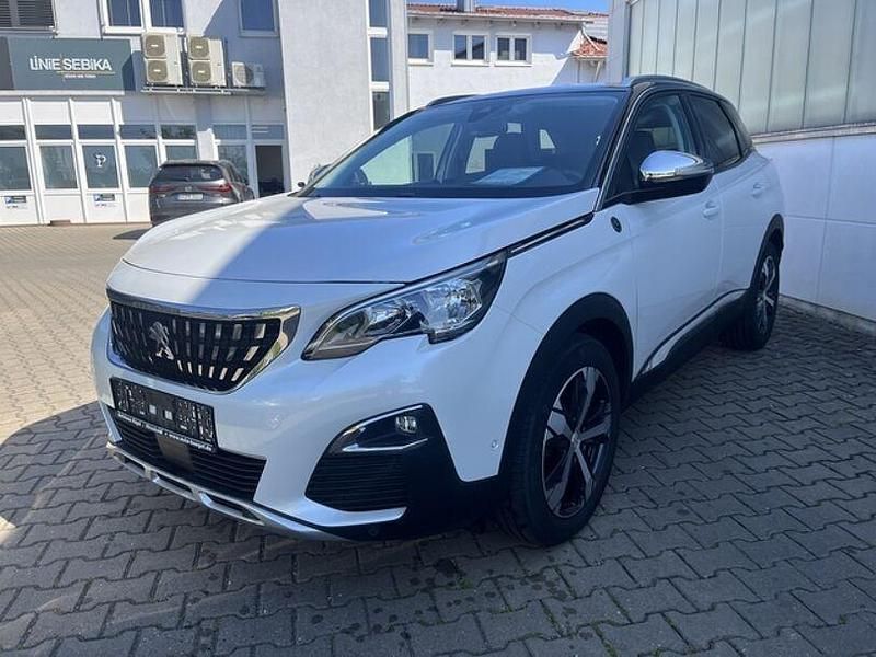 Weiß (metallic) Gebraucht 2018 Peugeot 3008 Crossway SUV | 16.990 € (Etwas zu teuer) - Bild 1/4