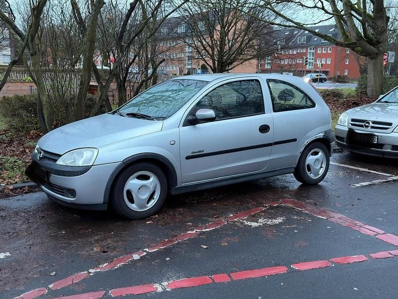 Silber Gebraucht 2001 Opel Corsa Kleinwagen | 499 € (Guter Preis) - Bild 1/4