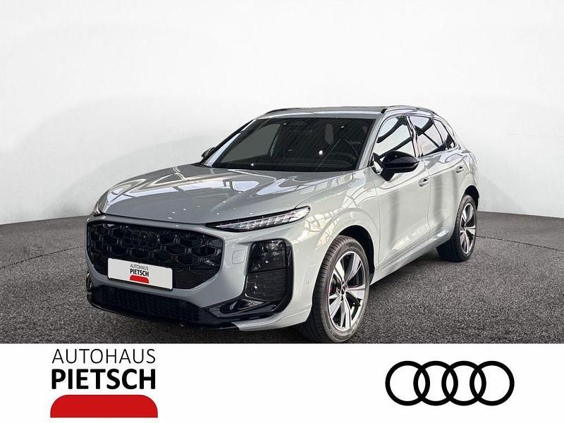Pfeilgrau perleffekt Neu 2025 Audi Q3 Sport SUV | 52.690 € (Fairer Preis) - Bild 1/4