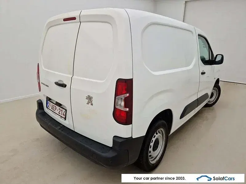 Gebraucht Peugeot Partner 75 PS (55 kW) 2021 Weiß Van / Kleinbus