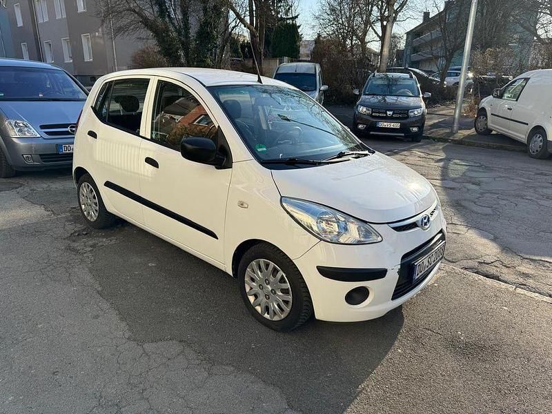 Gebraucht Hyundai i10 Edition+ 67 PS (49 kW) 2010 Weiß Kleinwagen