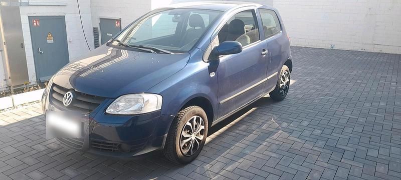 Usata VW Fox 75 CV (55 kW) 2006 Blu Utilitaria