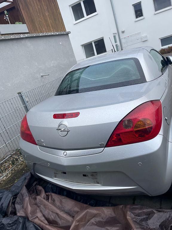 Gebraucht Opel Tigra Cosmo 125 PS (91 kW) 2005 Silber Cabrio