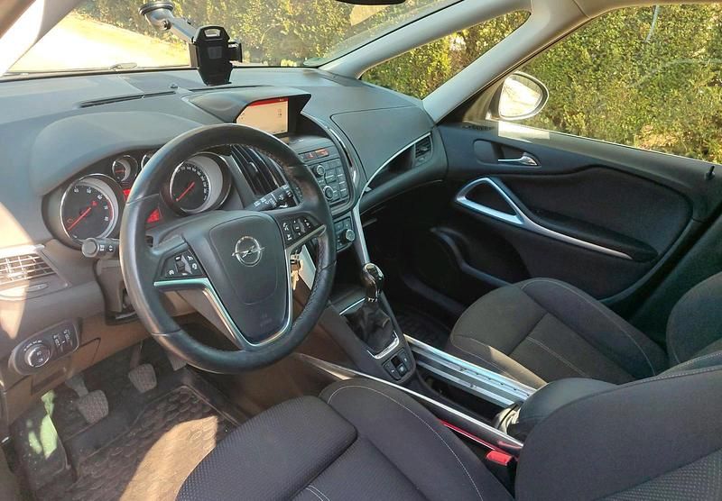 Gebraucht Opel Zafira 140 PS (102 kW) 2015 Schwarz Van / Kleinbus