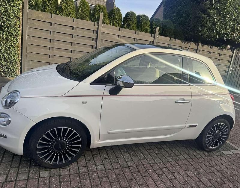 Gebraucht Fiat 500 Dolcevita 69 PS (50 kW) 2020 Weiß Limousine