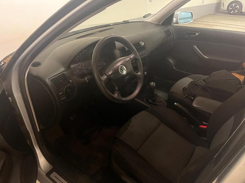 Gebraucht VW Golf IV 75 PS (55 kW) 2003 Silber Limousine