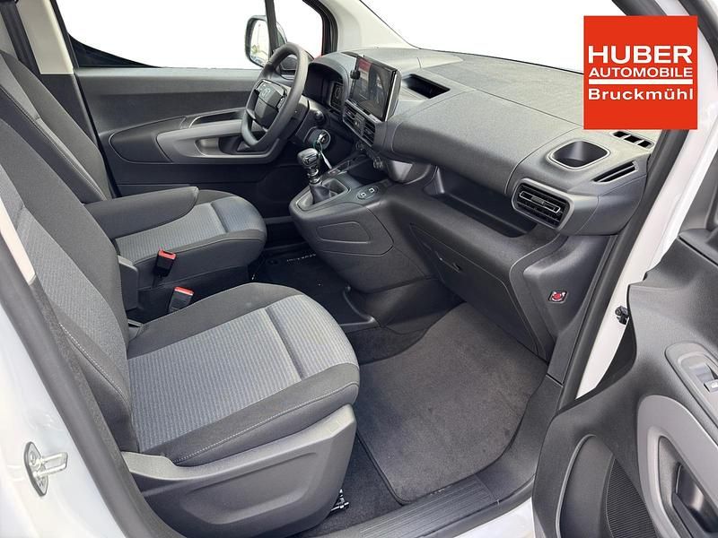 Neu Toyota Proace Verso Business Edition 110 PS (80 kW) 2025 Silber atomic metallic Kombi