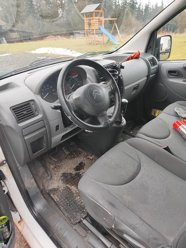 Gebraucht Citroën Jumpy 90 PS (66 kW) 2013 Weiß Van / Kleinbus