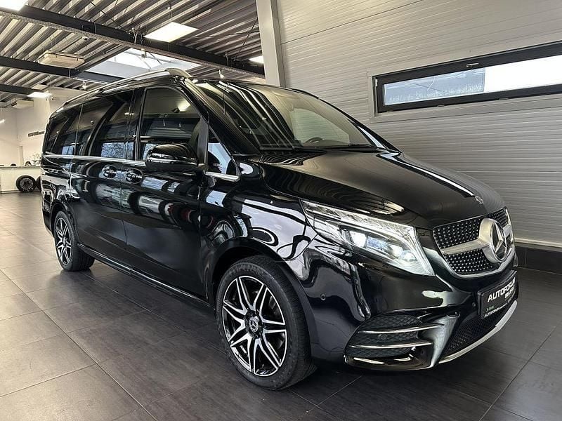 Schwarz Gebraucht 2019 Mercedes V250 AMG Van / Kleinbus | 46.890 € (Fairer Preis) - Bild 1/4