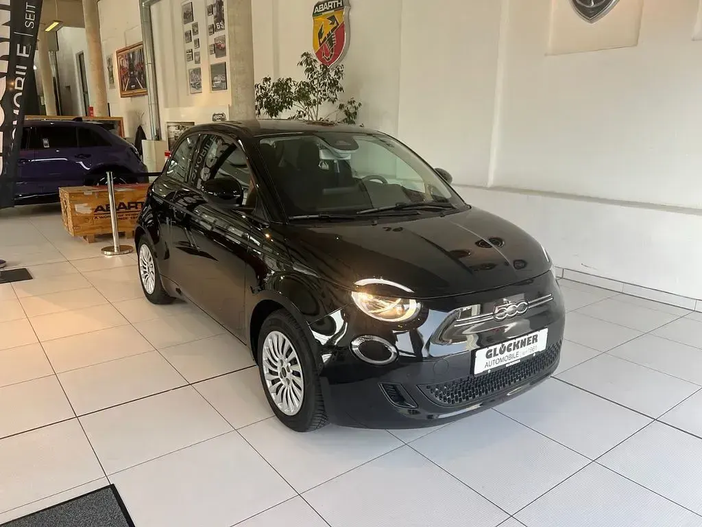 Gebraucht Fiat 500e Basis 86 kW (118 PS) 2023 Schwarz Kleinwagen