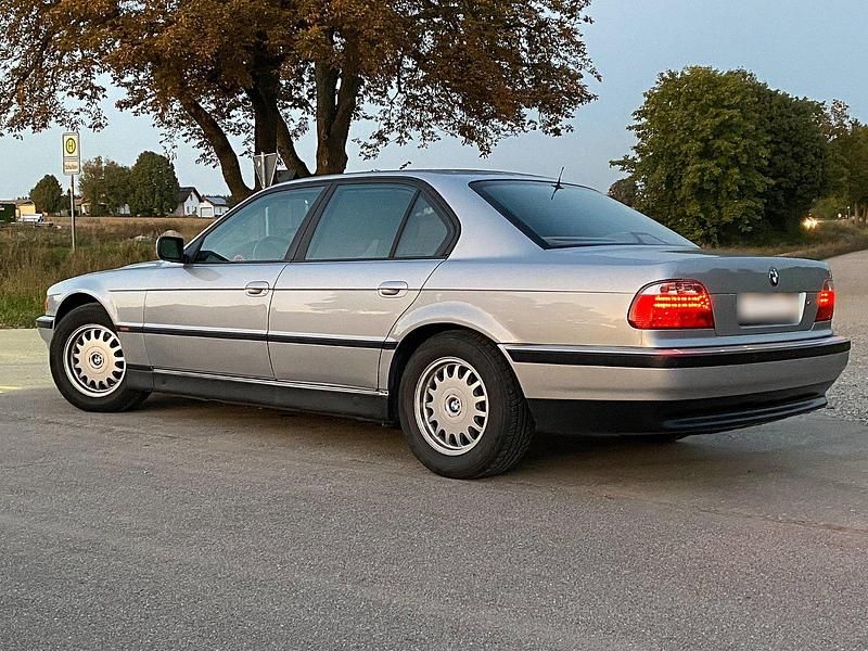 Gebraucht BMW 740 Shadowline 286 PS (210 kW) 1998 Silber Limousine
