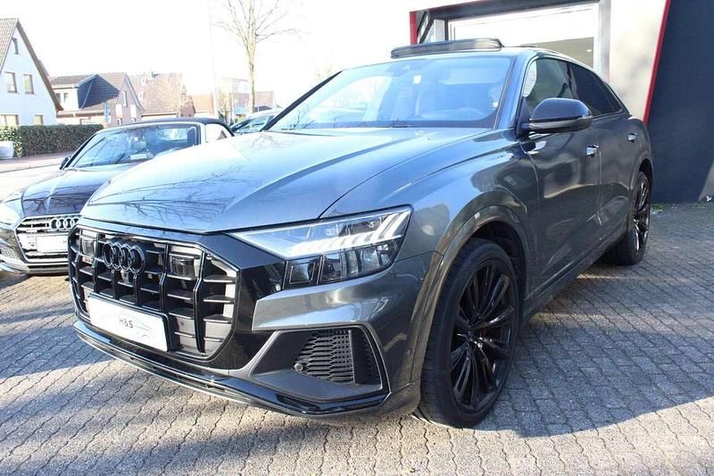 Gebraucht Audi SQ8 Ambiente 507 PS (372 kW) 2024 Daytonagrau perleffekt SUV
