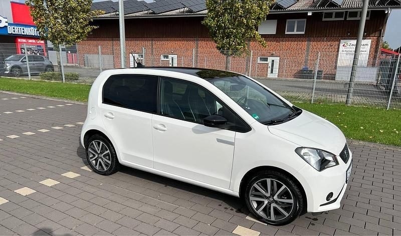 Weiß Gebraucht 2021 Seat Mii Electric Kleinwagen | 12.000 € (Fairer Preis) - Bild 1/4