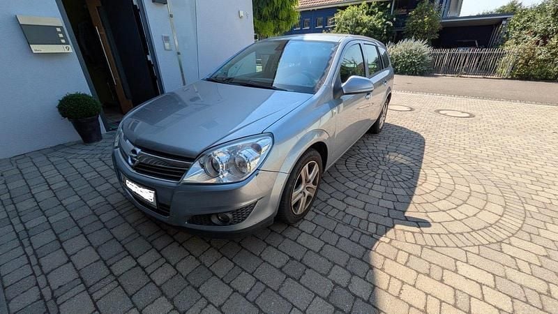 Gebraucht 2010 Opel Astra Selection Kombi | 1.900 € (Superpreis) - Bild 1/4