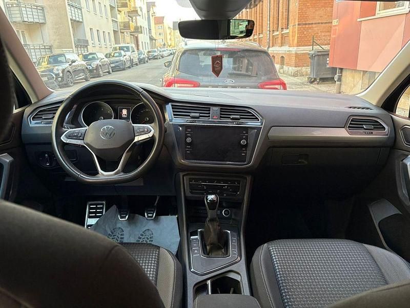 Gebraucht VW Tiguan 122 PS (89 kW) 2022 Schwarz SUV