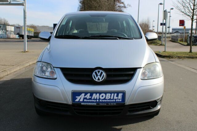 Gebraucht VW Fox 54 PS (39 kW) 2007 Silber metallic Kleinwagen