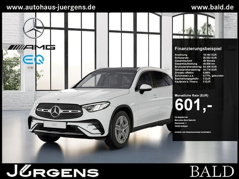 Weiss polarweiss Gebraucht 2024 Mercedes GLC300 AMG SUV | 63.880 € (Etwas zu teuer) - Bild 1/4