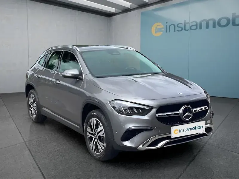 Gebraucht Mercedes GLA250 218 PS (160 kW) 2025 Grau SUV