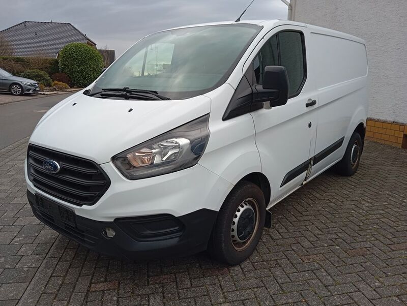 Weiß Gebraucht 2019 Ford Transit Custom Van / Kleinbus | 8.990 € - Bild 1/4