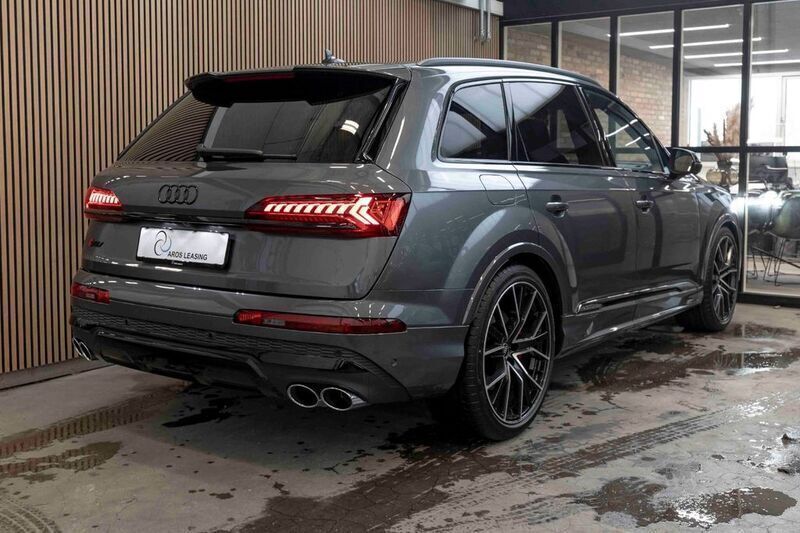 Gebraucht Audi SQ7 Competition 507 PS (372 kW) 2023 Grau SUV