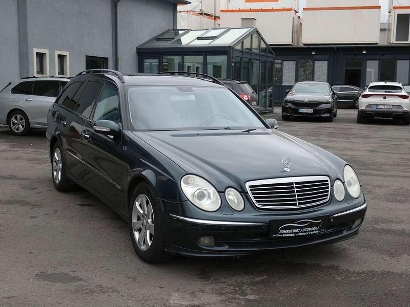 Gebraucht Mercedes E320 Avantgarde 204 PS (150 kW) 2004 Grau Kombi