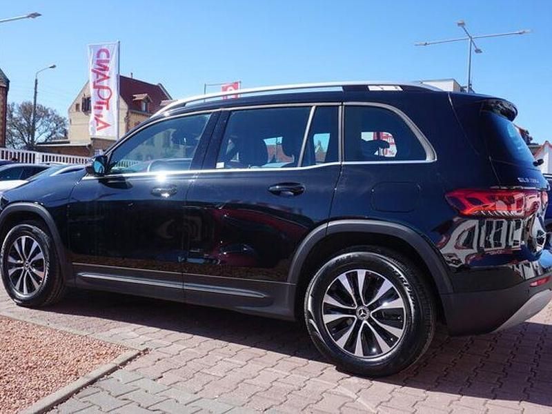 Gebraucht Mercedes GLB200 150 PS (110 kW) 2023 Schwarz SUV
