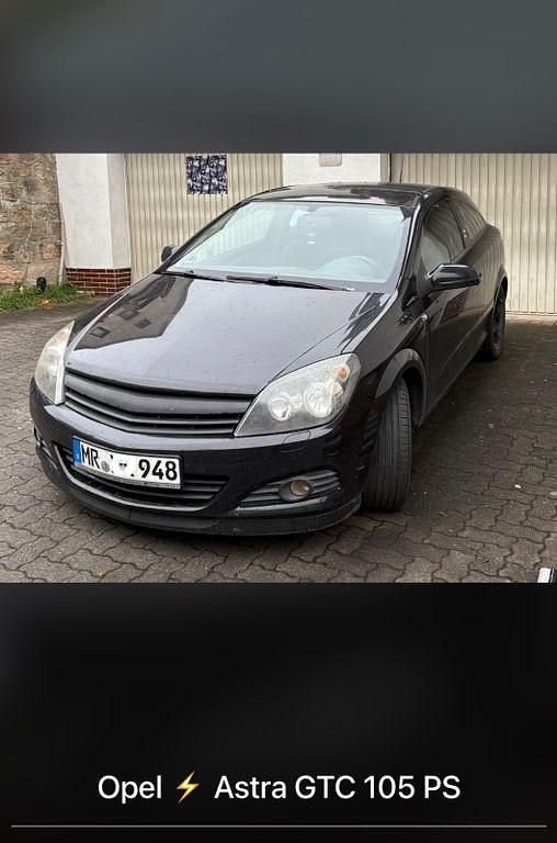 Schwarz Gebraucht 2006 Opel Astra Coupé | 1.800 € (Fairer Preis) - Bild 1/2