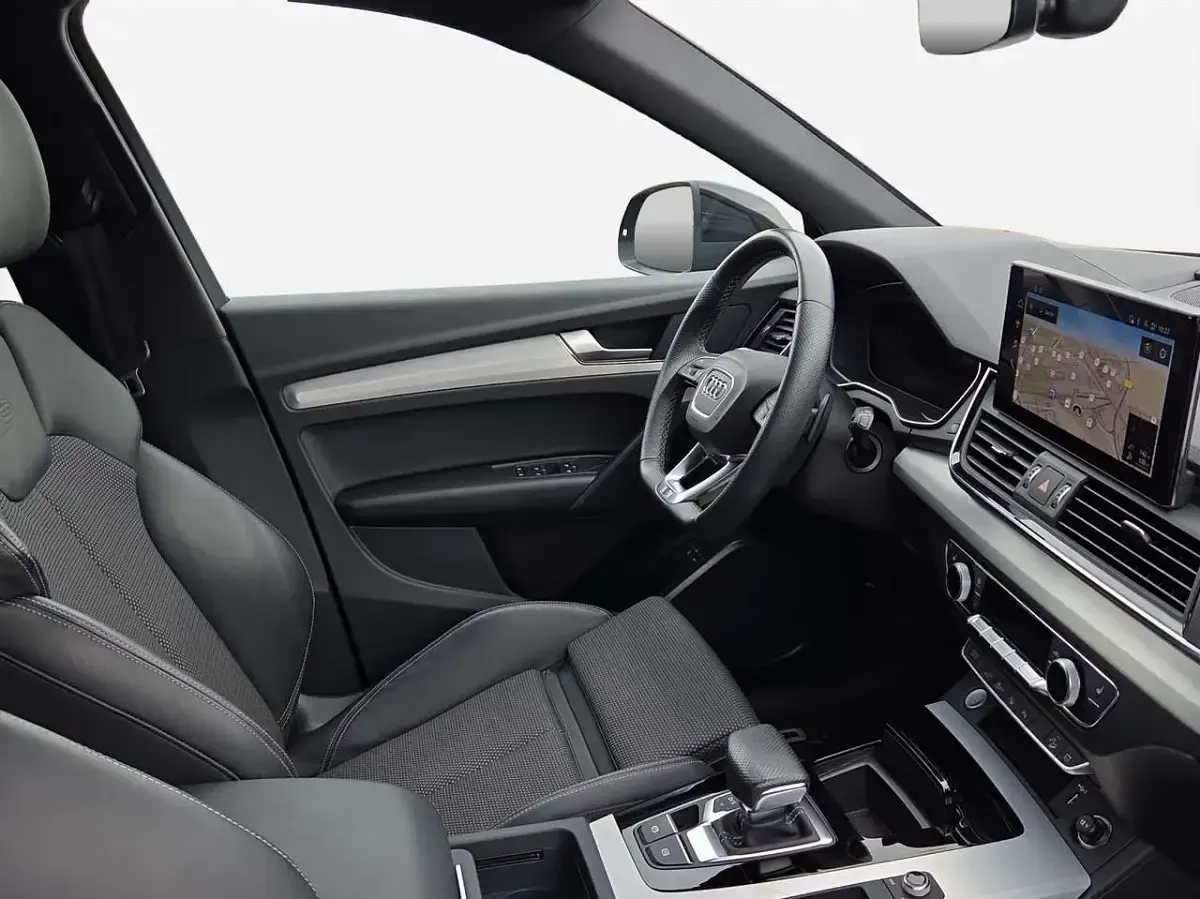 Gebraucht Audi Q5 S-Line 367 PS (269 kW) 2023 Mythosschwarz metallic SUV
