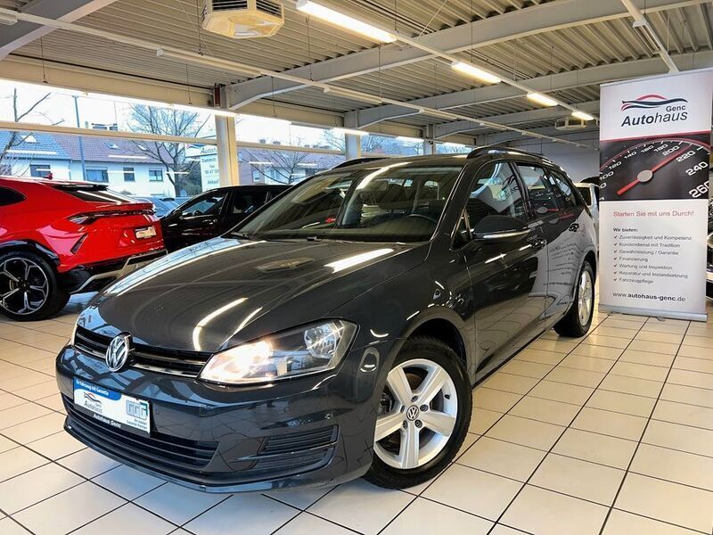 Grau Gebraucht 2014 VW Golf VII Comfortline Kombi | 6.450 € (Fairer Preis) - Bild 1/4