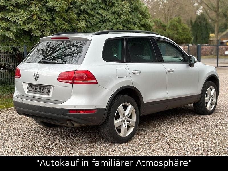 Gebraucht VW Touareg 245 PS (180 kW) 2012 Cool silver metallic SUV