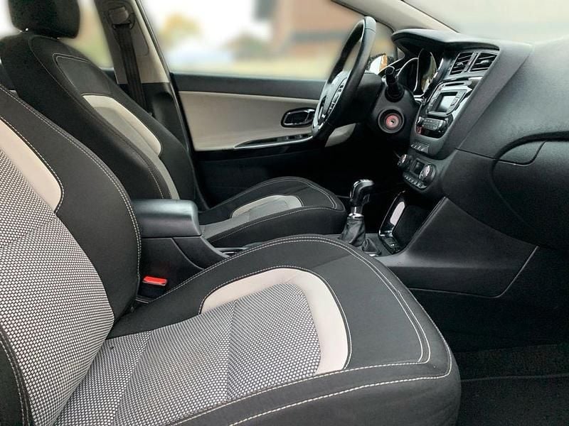 Gebraucht Kia Ceed Sportswagon 135 PS (99 kW) 2014 Schwarz Kombi