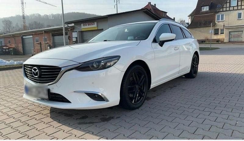 Weiß Gebraucht 2015 Mazda 6 Sports-Line Kombi | 5.990 € (Superpreis) - Bild 1/4