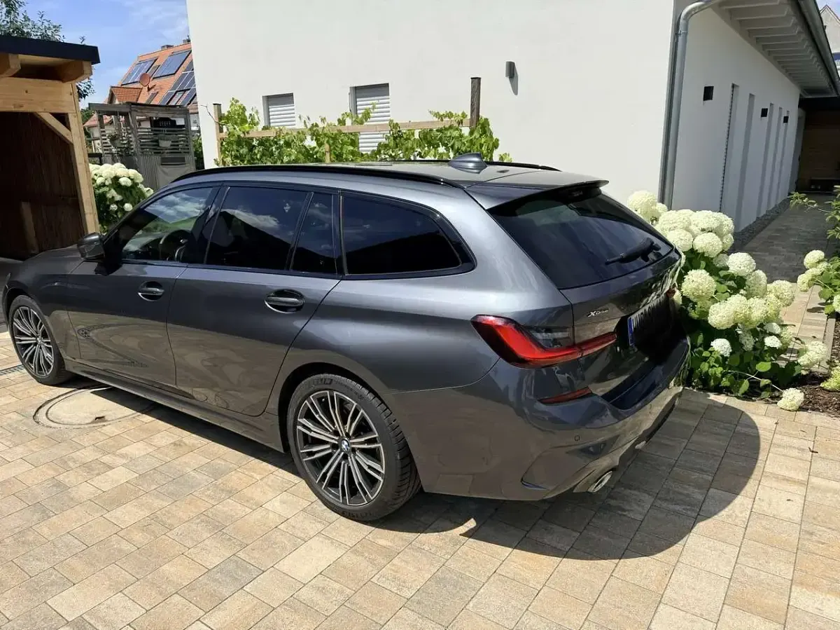 Gebraucht BMW 320 M Sport 190 PS (139 kW) 2020 Grau Kombi