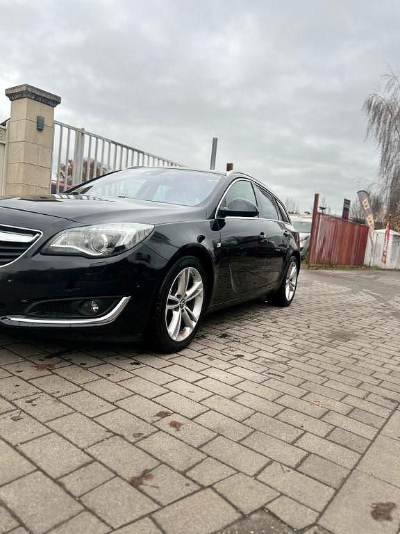 Gebraucht Opel Insignia Business Innovation 136 PS (100 kW) 2016 Schwarz Kombi