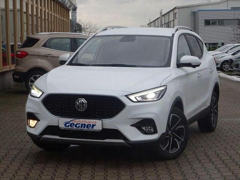 Gebraucht MG ZS Luxury 106 PS (77 kW) 2023 Weiß Limousine