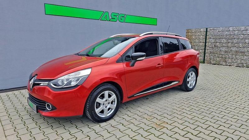 Rot Gebraucht 2014 Renault Clio IV Dynamique Limousine | 7.390 € (Etwas zu teuer) - Bild 1/4