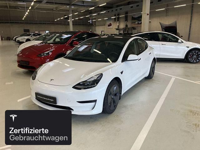 Weiß Gebraucht 2021 Tesla Model 3 RWD Limousine | 23.500 € (Guter Preis) - Bild 1/4