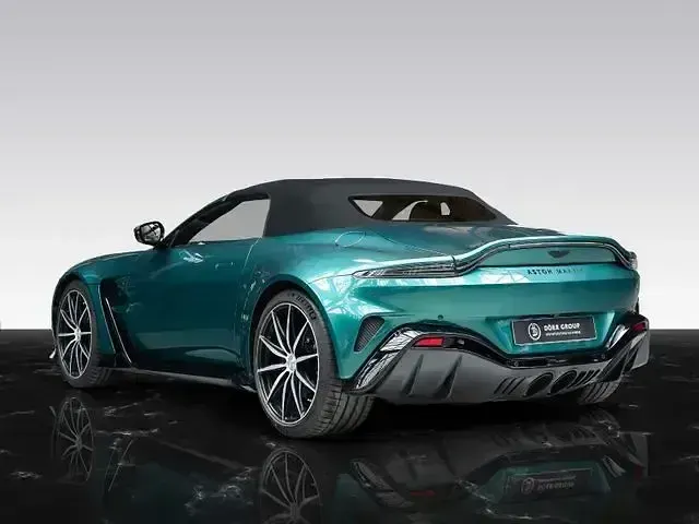 Gebraucht Aston Martin V12 Vantage 700 PS (514 kW) 2023 Grün Cabrio