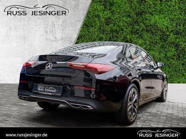 Kosmosschwarz Gebraucht 2024 Mercedes CLA180 Progressive Limousine | 31.480 € (Fairer Preis) - Bild 1/4