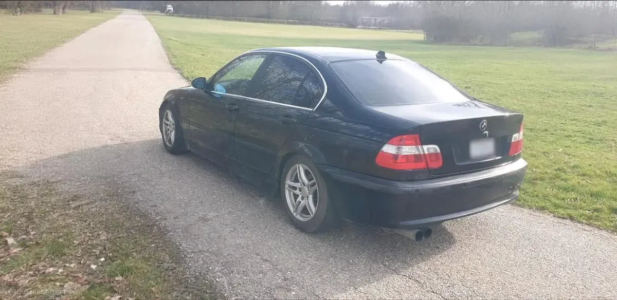 Gebraucht BMW 325 Sport Line 192 PS (141 kW) 2002 Schwarz Limousine