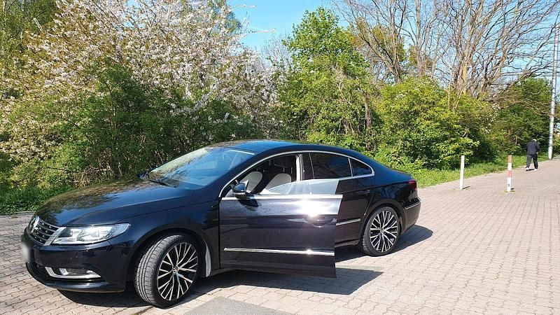 Gebraucht VW Passat Sport 177 PS (130 kW) 2011 Schwarz Limousine